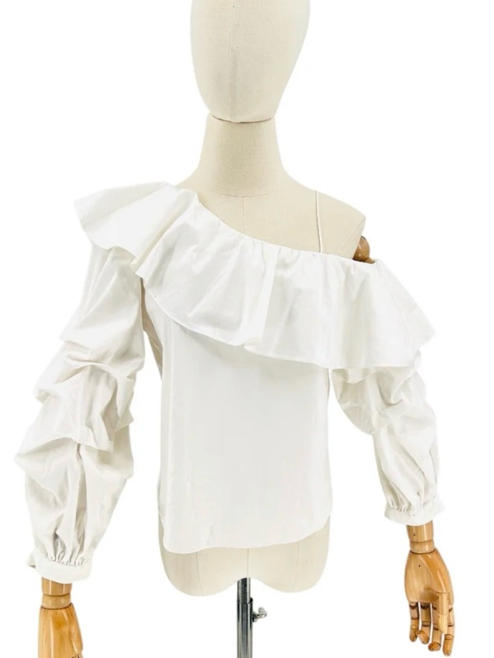 Alice + Olivia White One-Shoulder Ruffle Blouse
